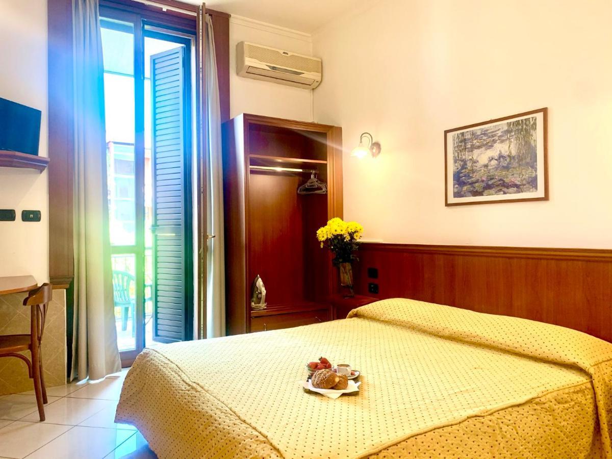 Hotel Astrid มิลาน ภายนอก รูปภาพ